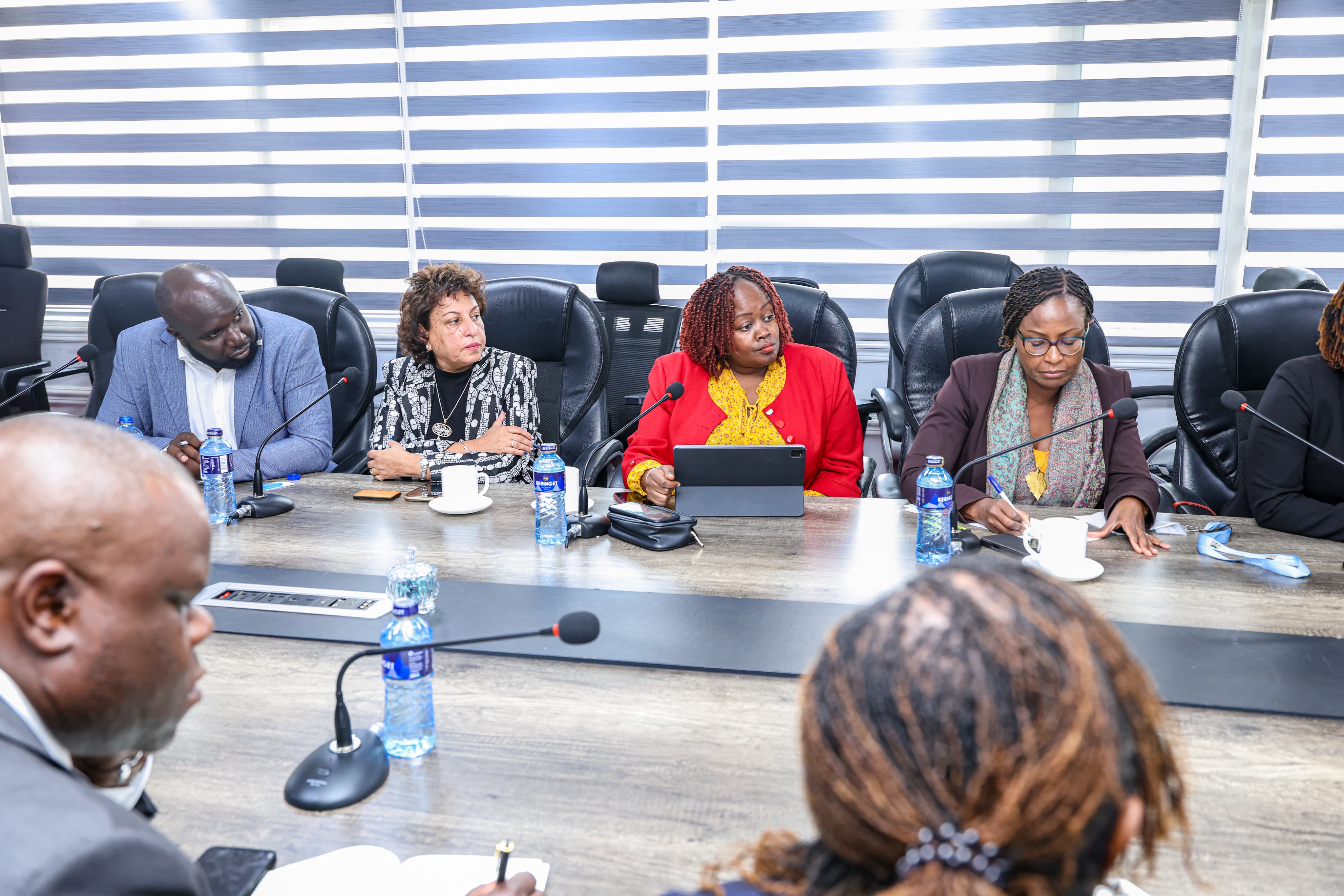 Government, Private Sector Deepen Collaboration to Advance Health Reforms