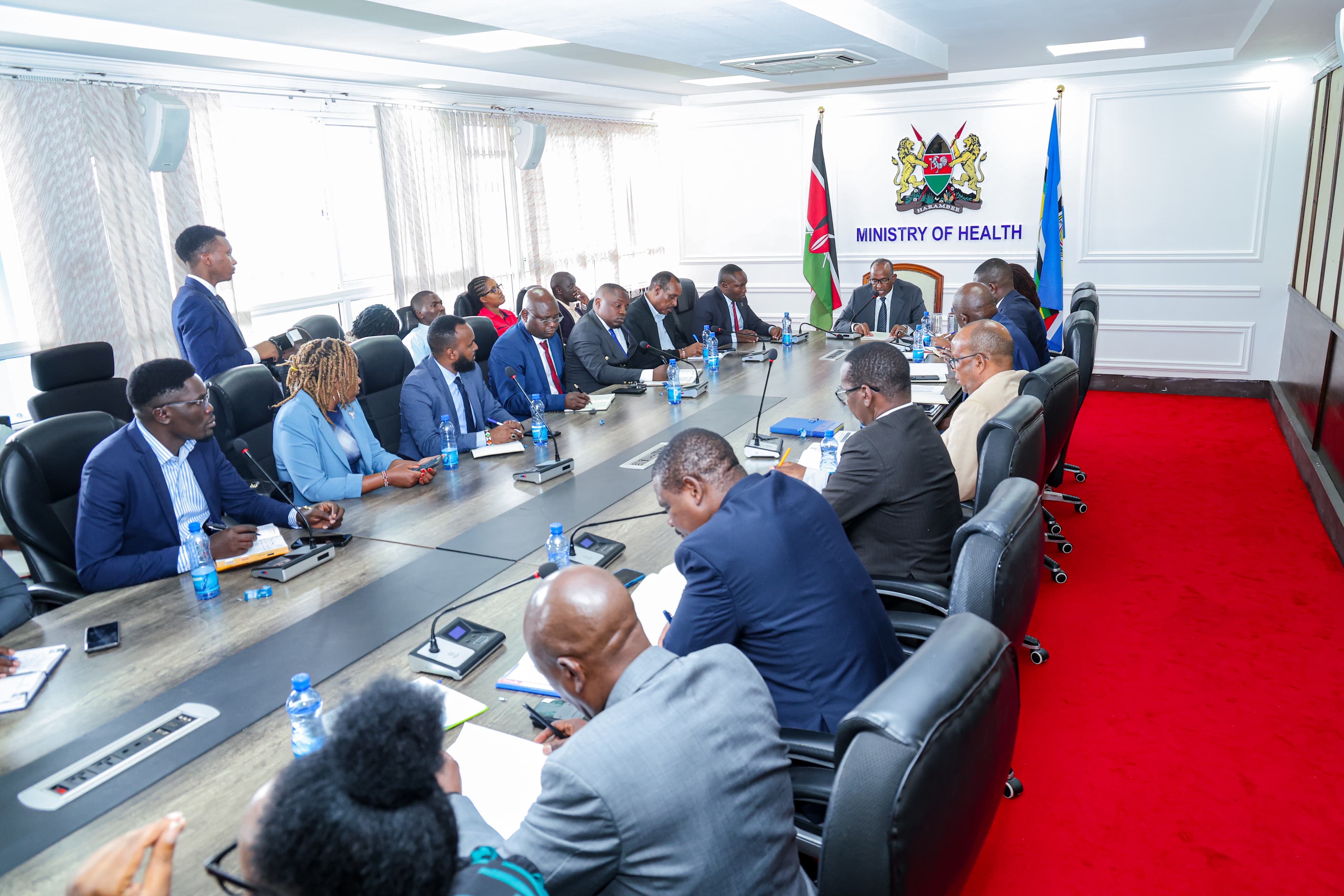 Health CS Duale Leads Consultative Meeting with Council of Governors and Health Unions on UHC Staff Transition
