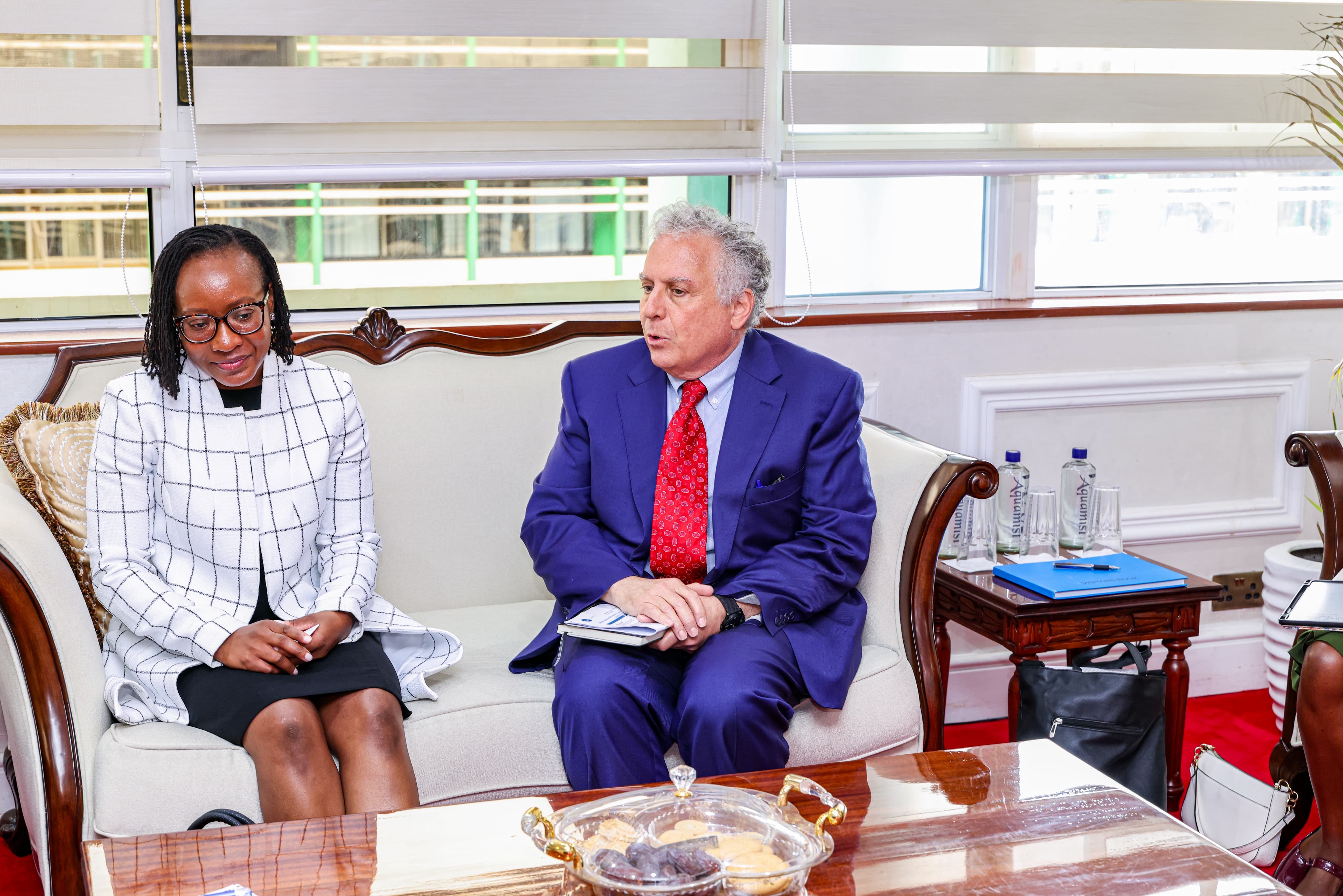 Kenya strengthens partnership with IAVI on vaccine research and local manufacturing